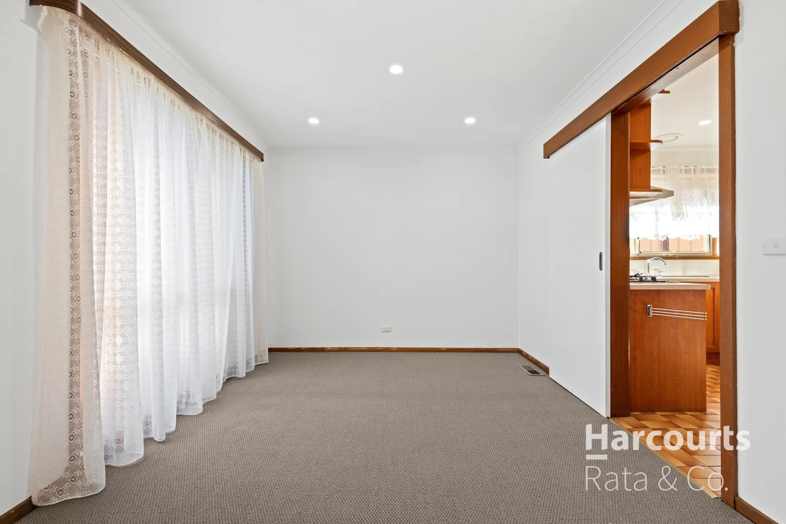 Additional image 4 of 31 Grevillia Drive, Mill Park VIC 3082