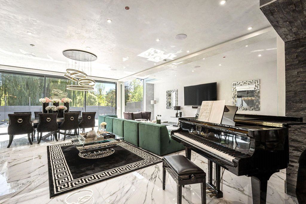 Additional image 5 of 5 bed detached house to rentWaggon Road, Barnet EN4