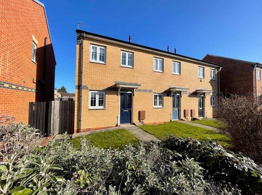 2 bed end terrace house to rentDuke Street, Hartlepool TS26