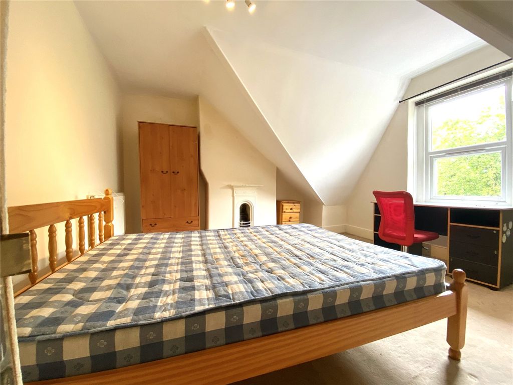 Additional image 24 of 4 bed detached house to rentGloucester Road, Horfield, Bristol, Somerset BS7