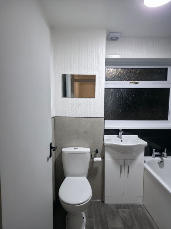 Additional image 12 of 2 bed flat to rentAlmond Drive, Newport NP20