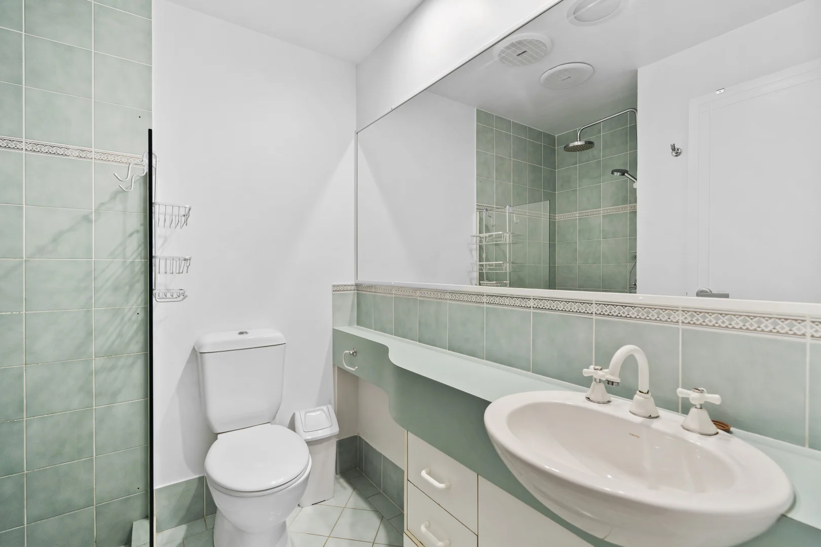 20/2 Fraser Avenue, Miami QLD 4220 photo 2