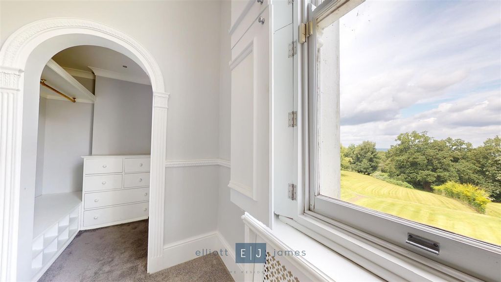 Additional image 13 of 4 bed semi-detached house to rentManor Road, High Beech, Loughton IG10