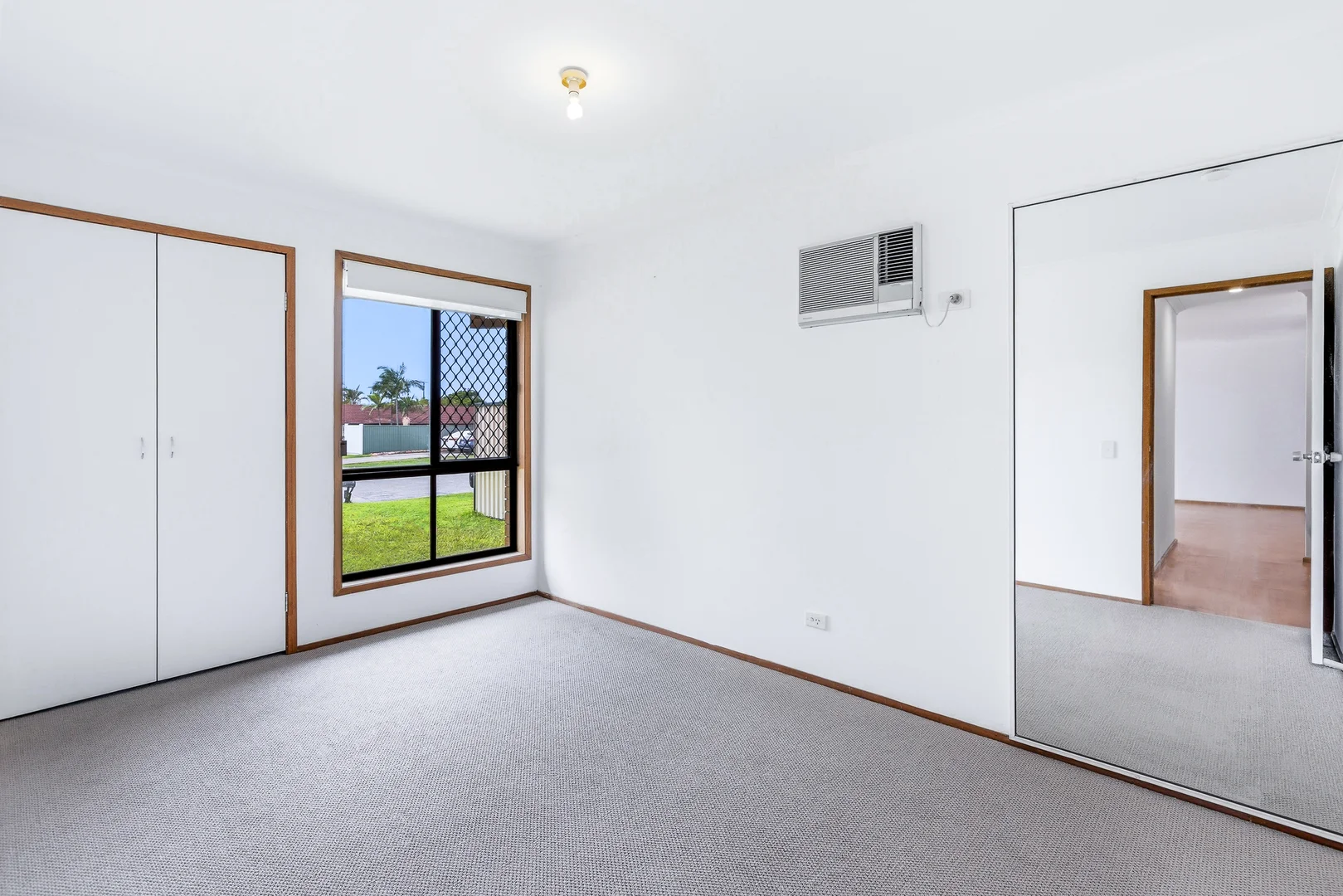 Additional image 4 of 2/10 Callistemon Court, Arundel QLD 4214