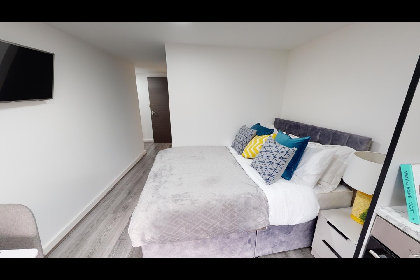 Additional image 2 of Studio Flat, Vista Residence, L2, N1 7GU