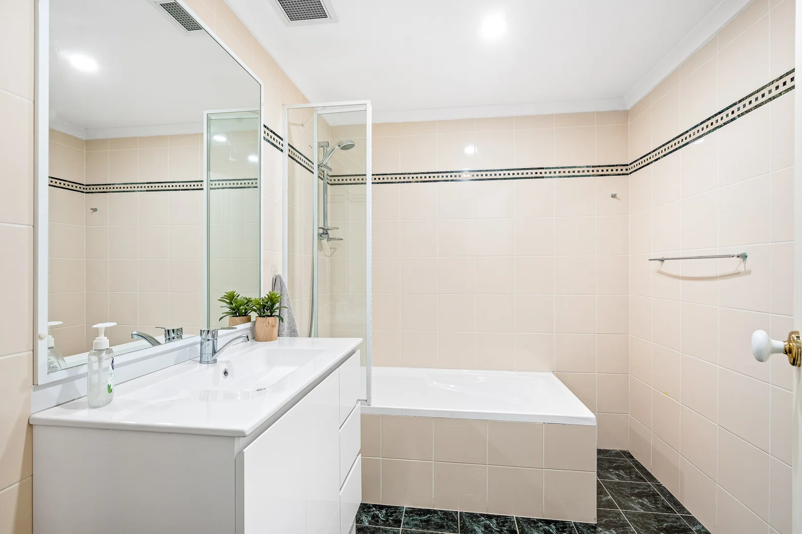 Additional image 7 of 14/40 Hilly Street, Mortlake NSW 2137