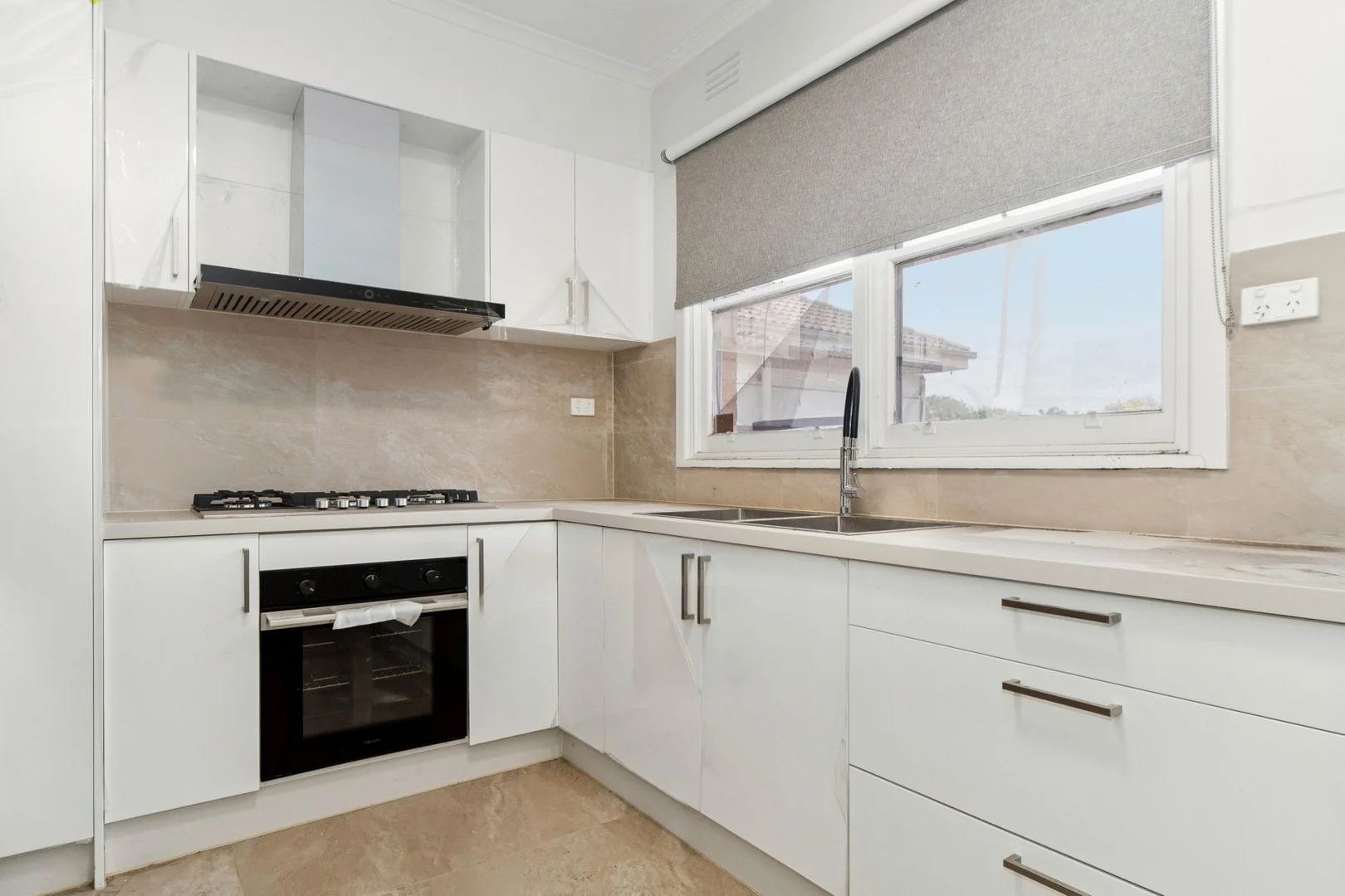 8 Mereweather Avenue, Frankston VIC 3199