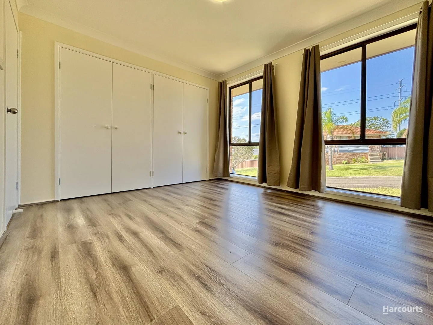 1 Rushes Place, Minto NSW 2566 photo 5