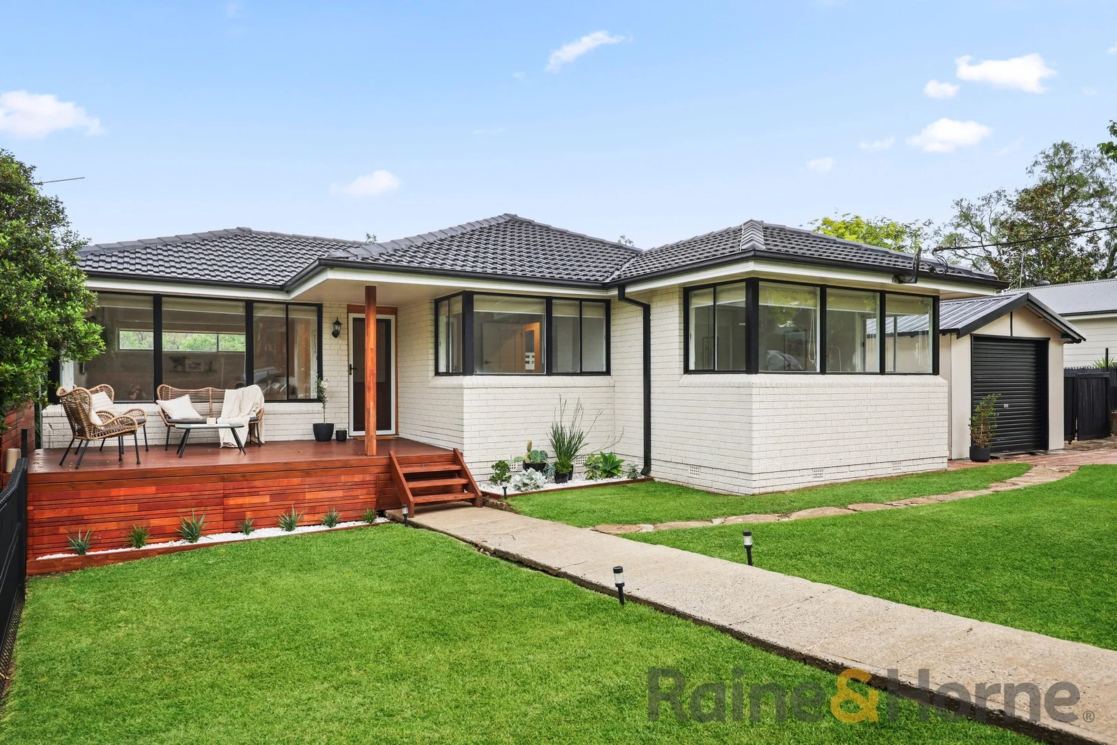 233-241 Menangle Street, Picton NSW 2571