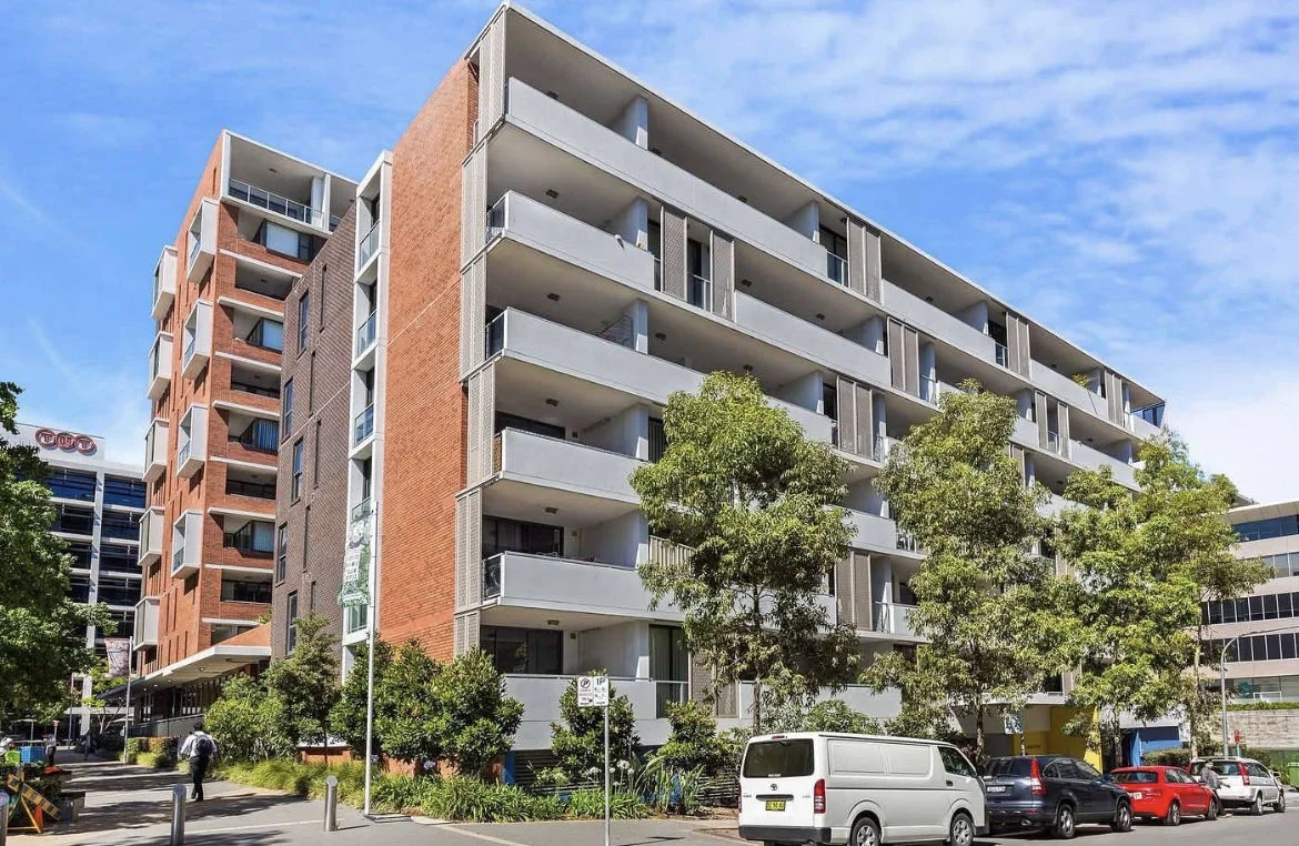 WeChat: KRL119 L2/25 John st, Mascot NSW 2020