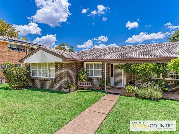 12 Nyssa Street, Armidale NSW 2350