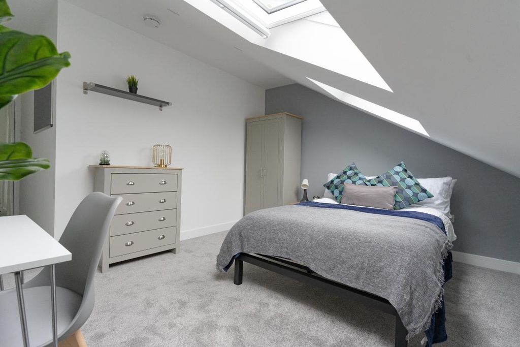 Additional image 6 of 7 bed shared accommodation to rentMargate Road, Southsea, Hampshire PO5