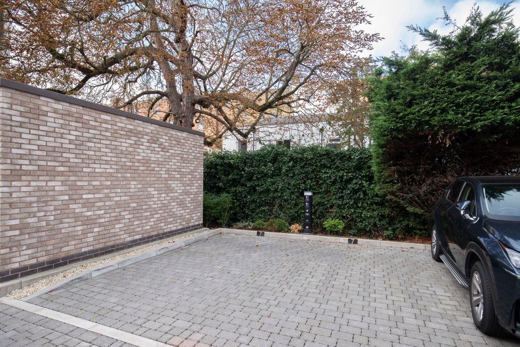 Additional image 16 of 3 bed flat to rentParabola Road, Cheltenham GL50