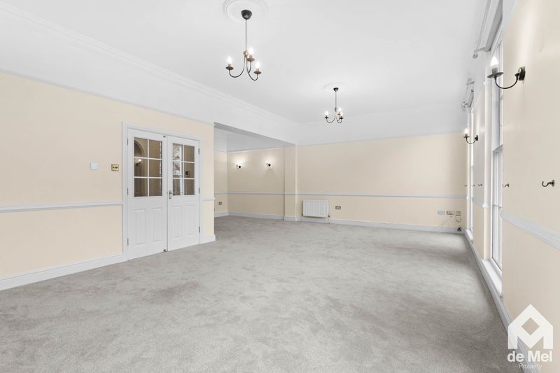 Additional image 3 of 3 bed flat for saleThe Broad Walk, Imperial Square, Cheltenham, Gloucestershire GL50