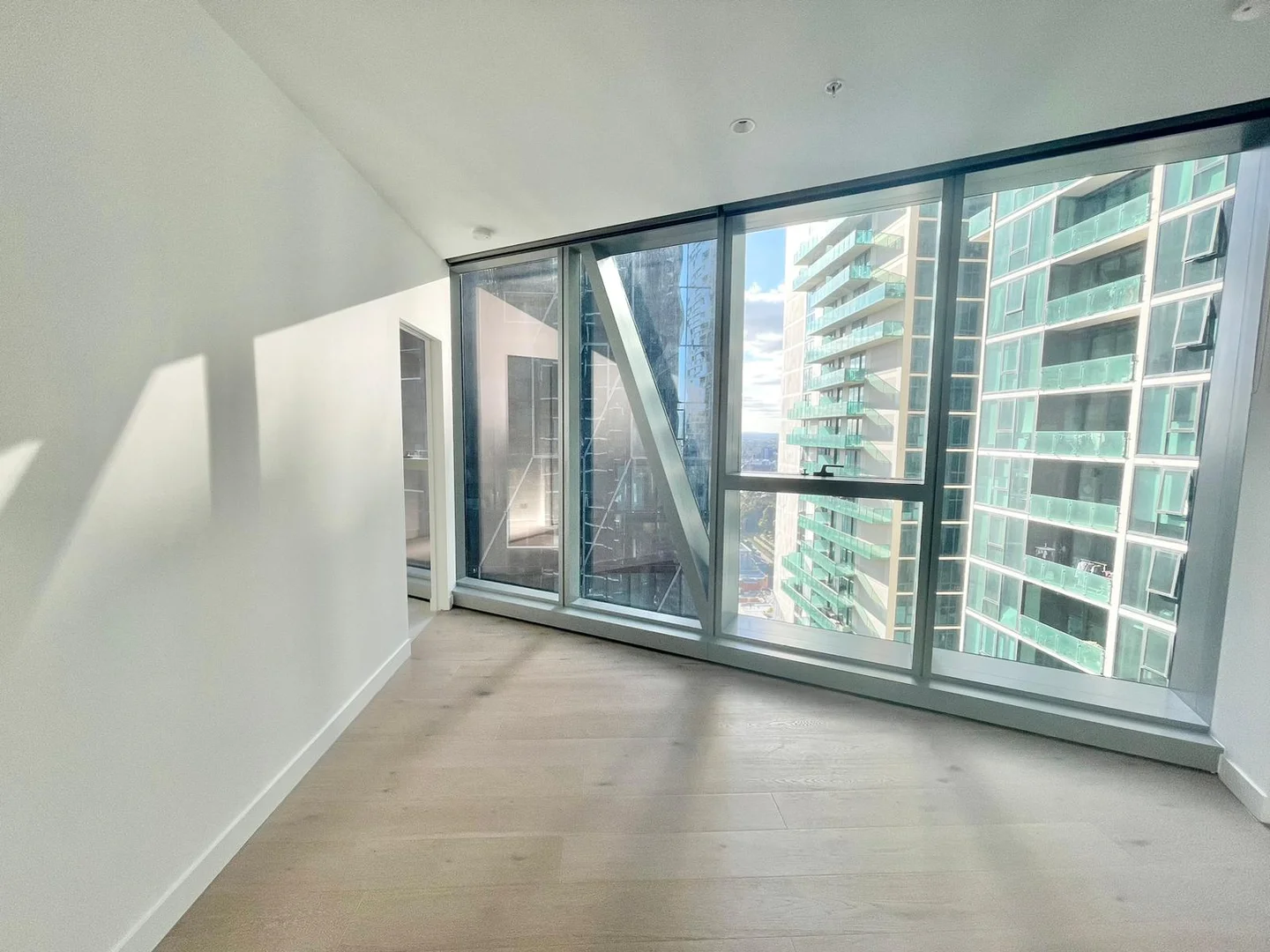 Additional image 2 of 2b2b/648 Lonsdale St, Melbourne VIC 3000