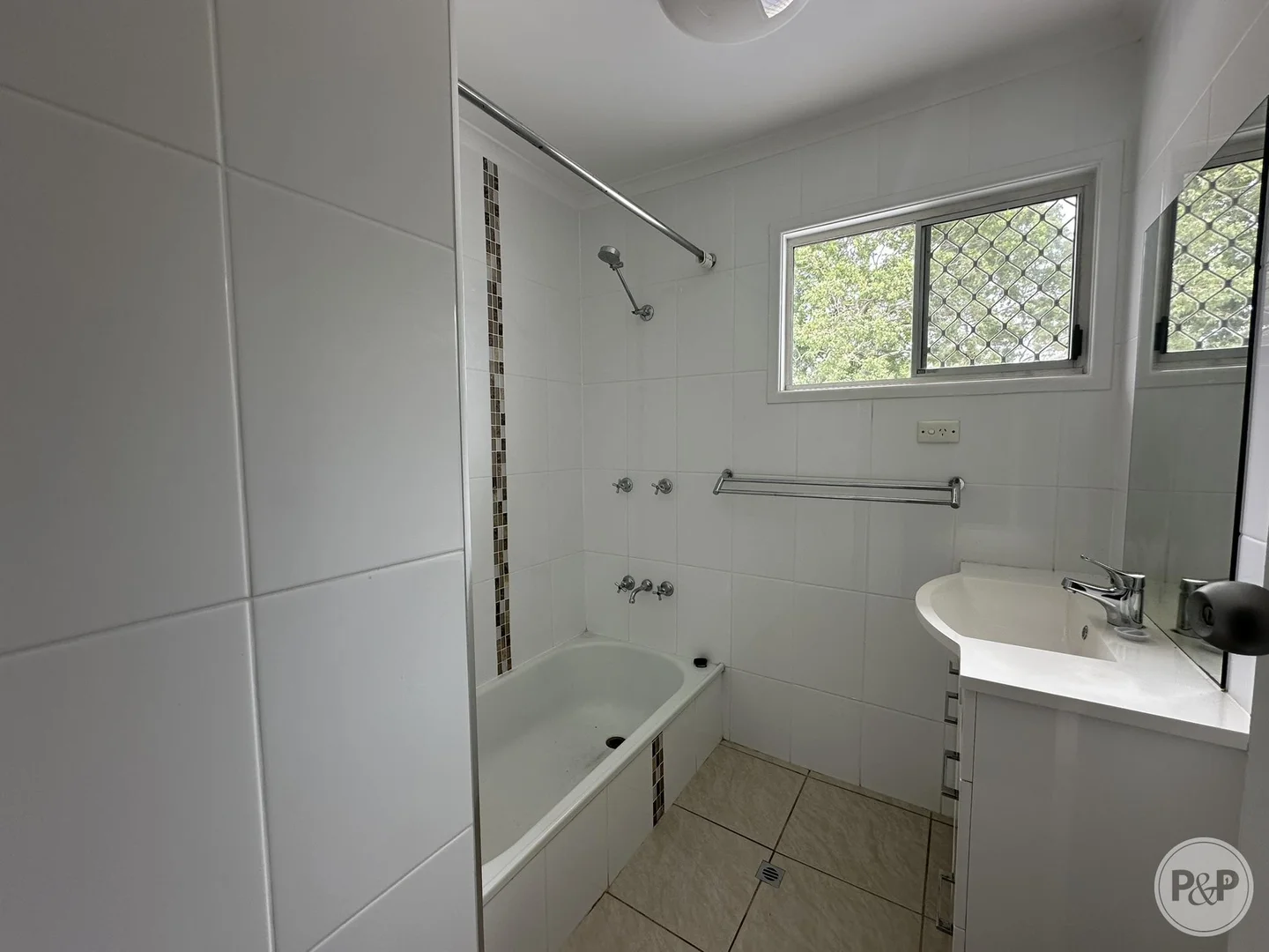 Additional image 3 of 76-80 Allambie Lane, Kelso QLD 4815