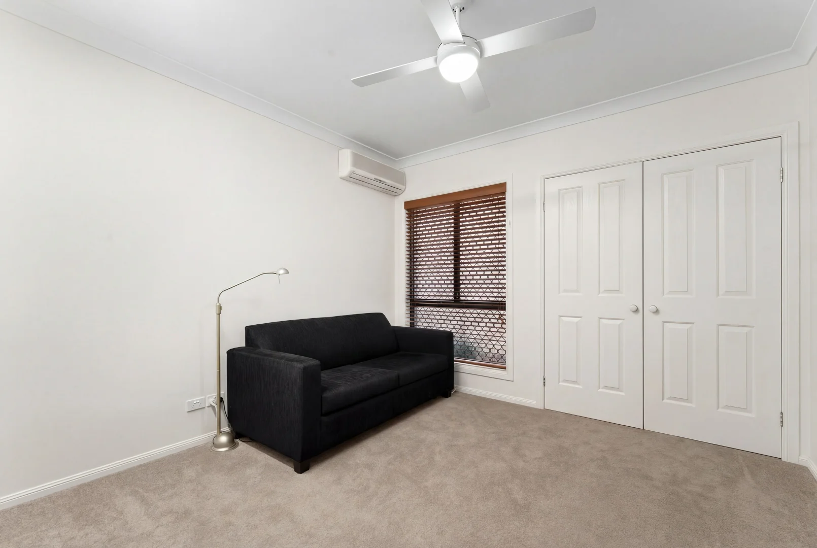 Additional image 11 of 30 Nottinghill Gate Drive, Arundel QLD 4214