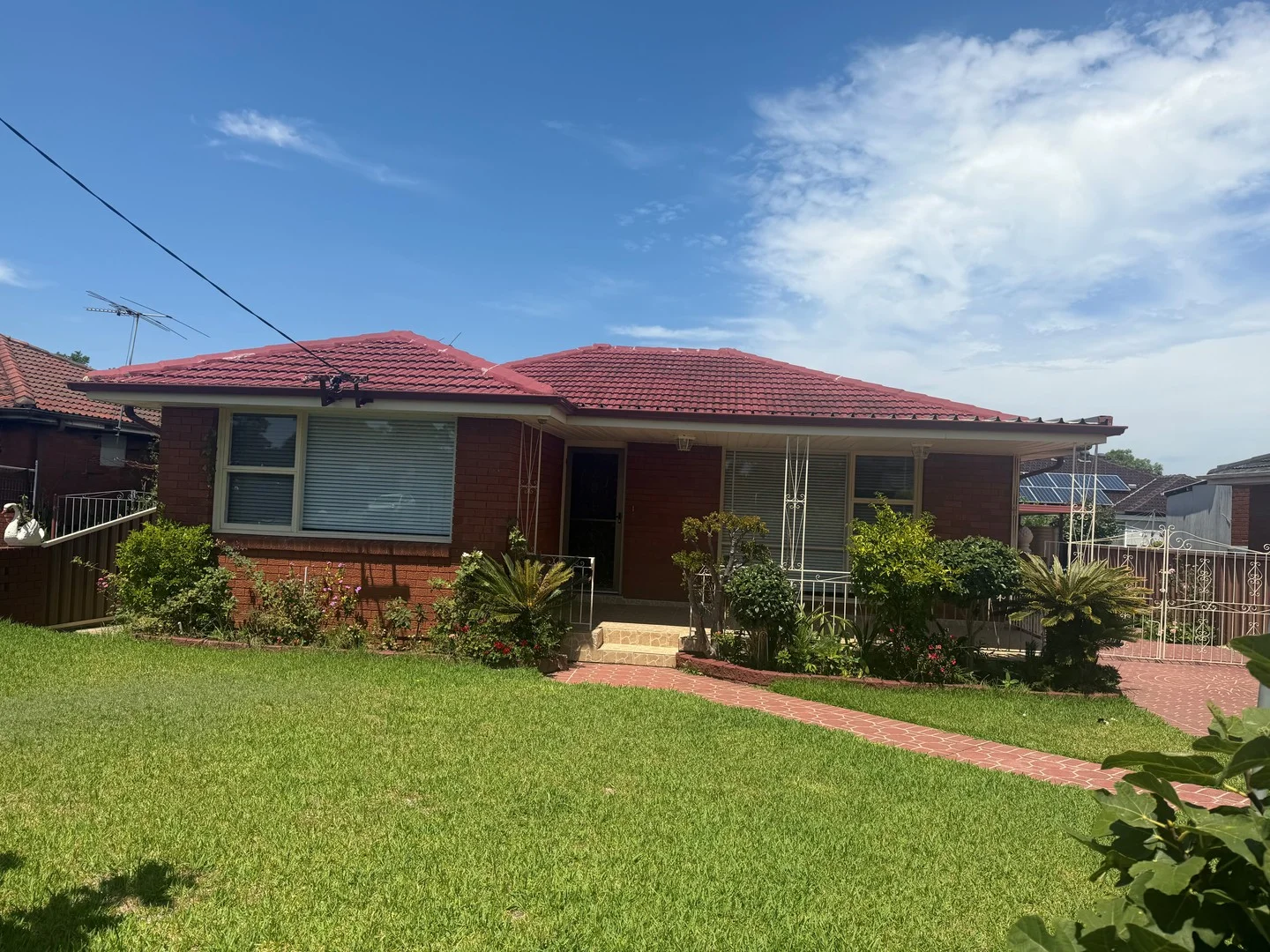 2 Kendall Street, Fairfield West NSW 2165