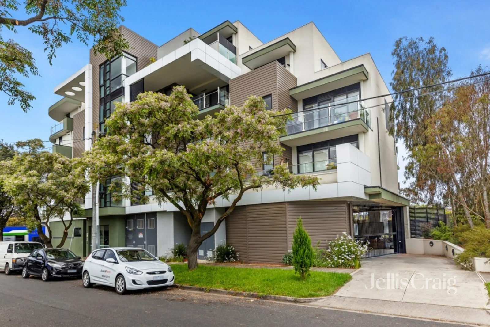 208/254 Bell Street, Heidelberg Heights VIC 3081