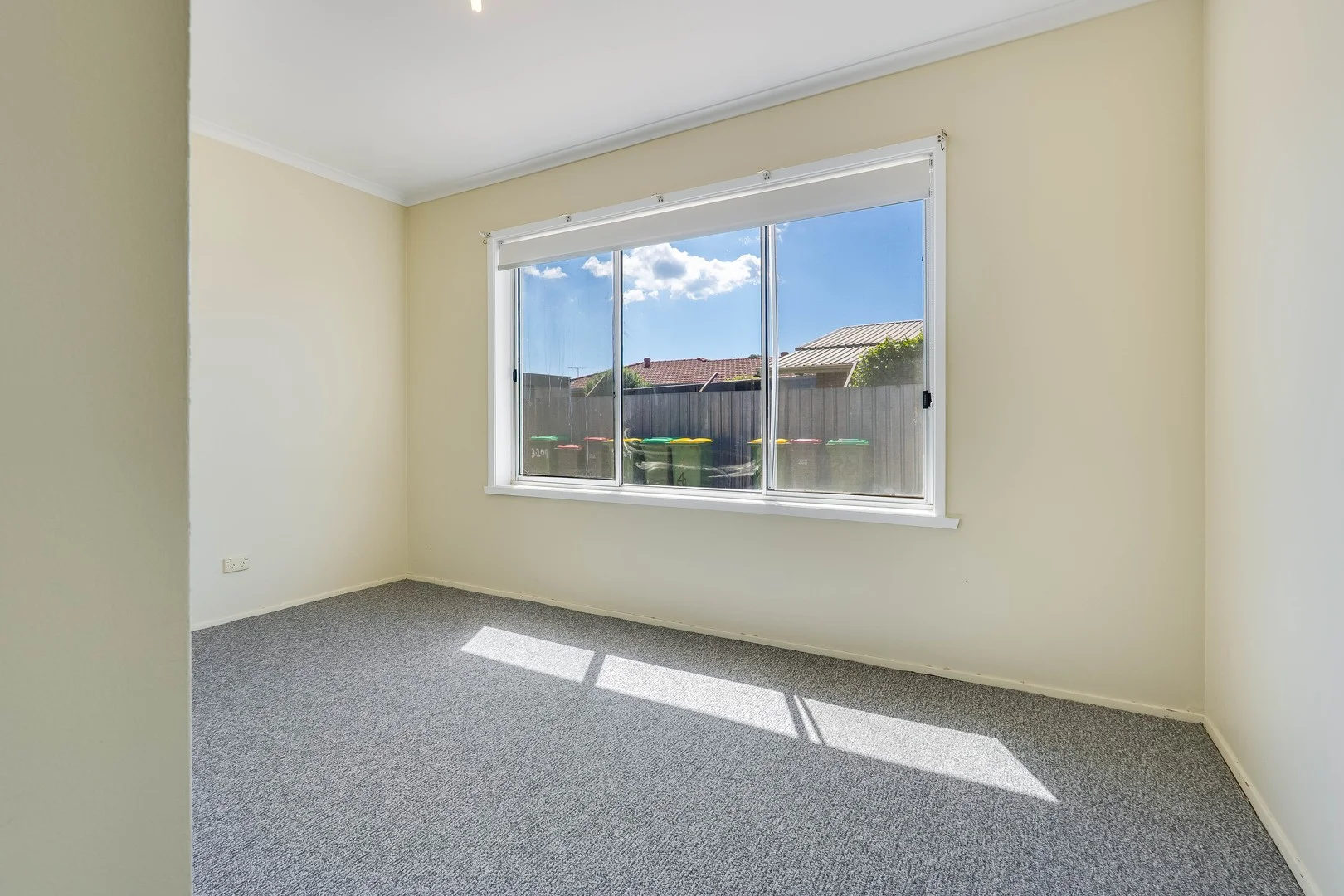 Additional image 2 of 2/209 Plummer Street, South Albury NSW 2640