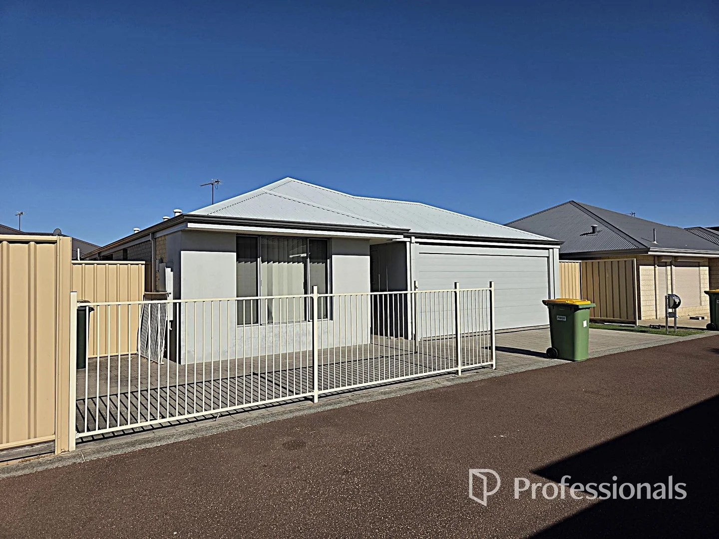 8 Gorrie Lane, Dalyellup WA 6230