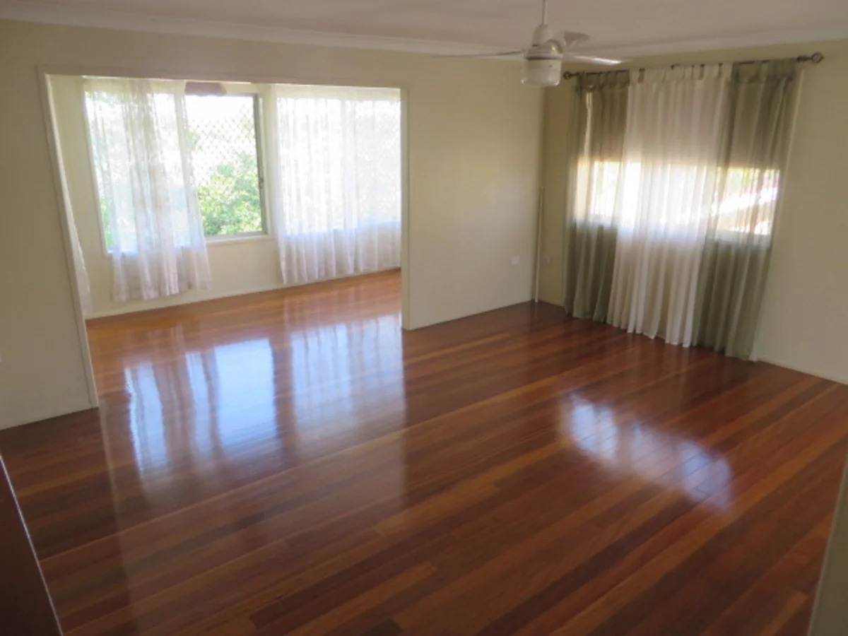 18 Ervatamia Street, Runcorn QLD 4113 photo 3