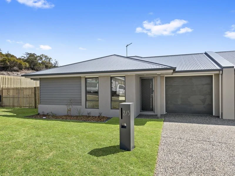 2/5 McInnes Crescent, Glenvale QLD 4350