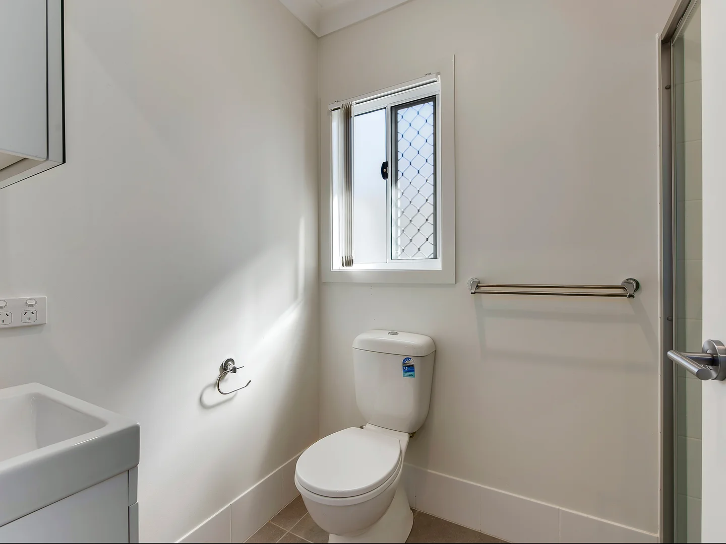 Additional image 5 of 111 Frasers Rd, Mitchelton QLD 4053