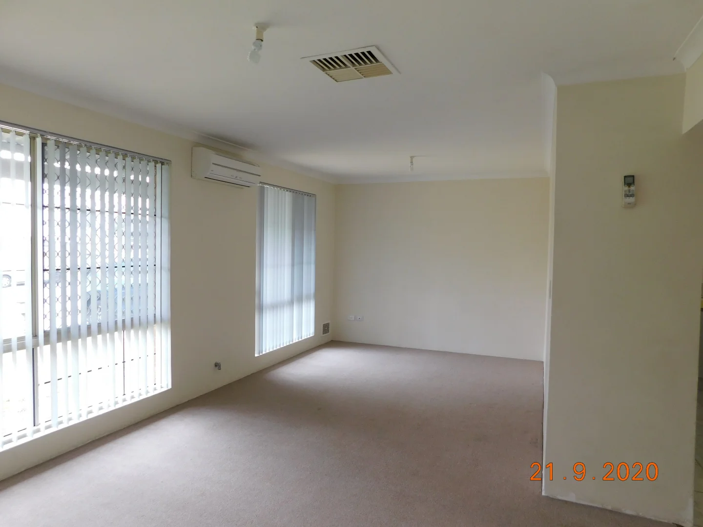 64 Chidzey Drive, Seville Grove WA 6112 photo 2