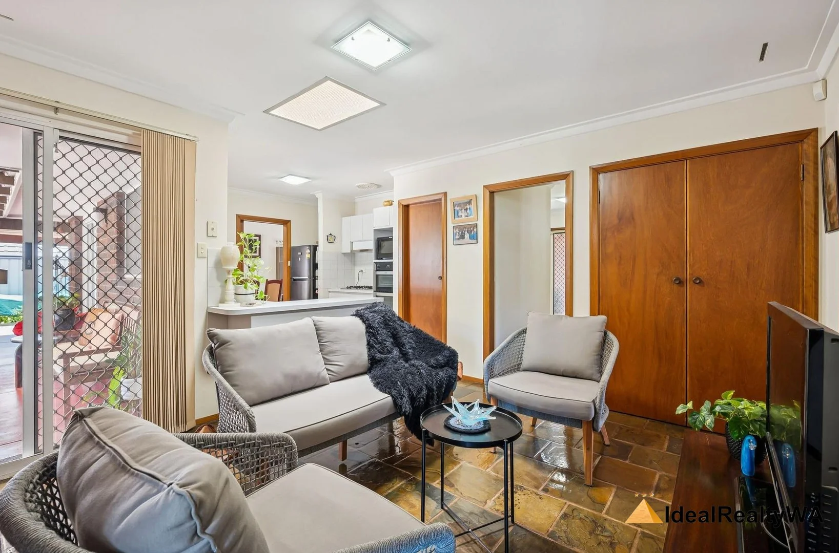Additional image 9 of 47 Burren Gate, Willetton WA 6155