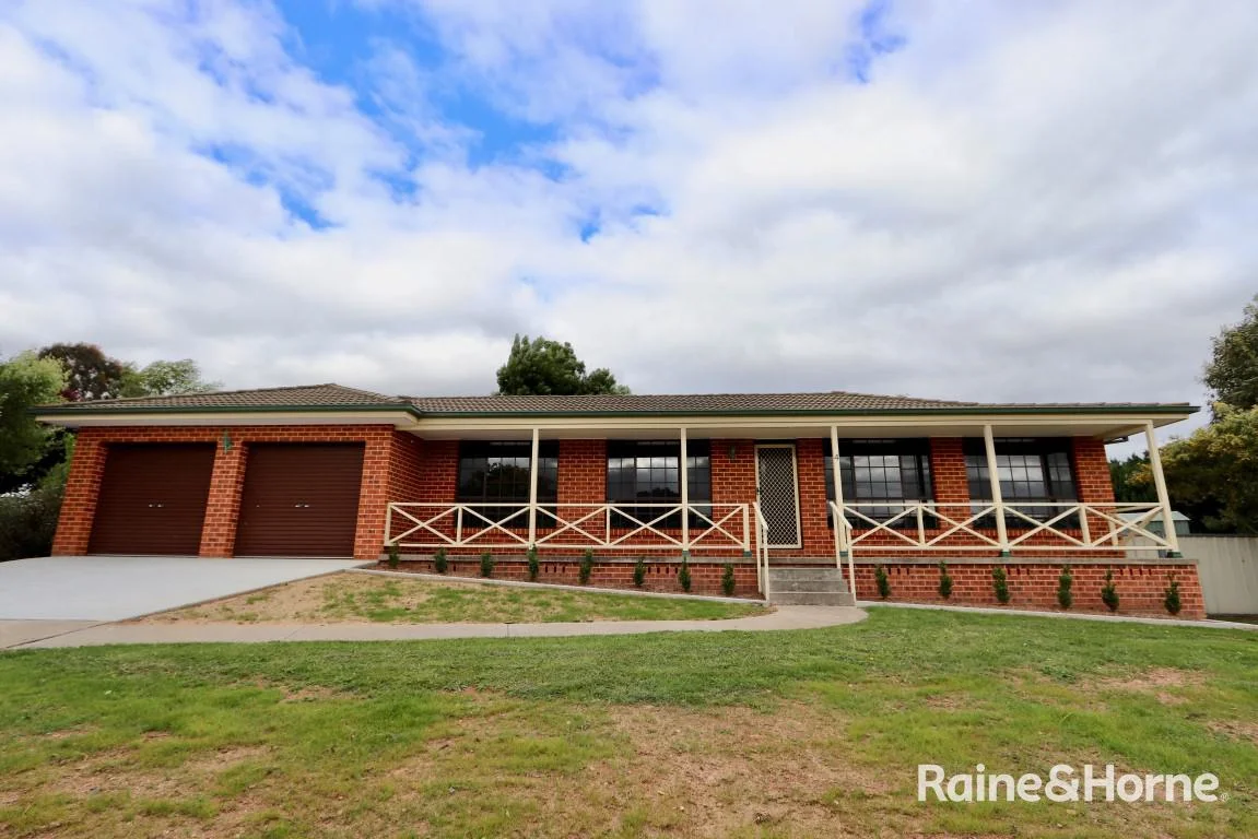 4 Wentworth Drive, Kelso NSW 2795