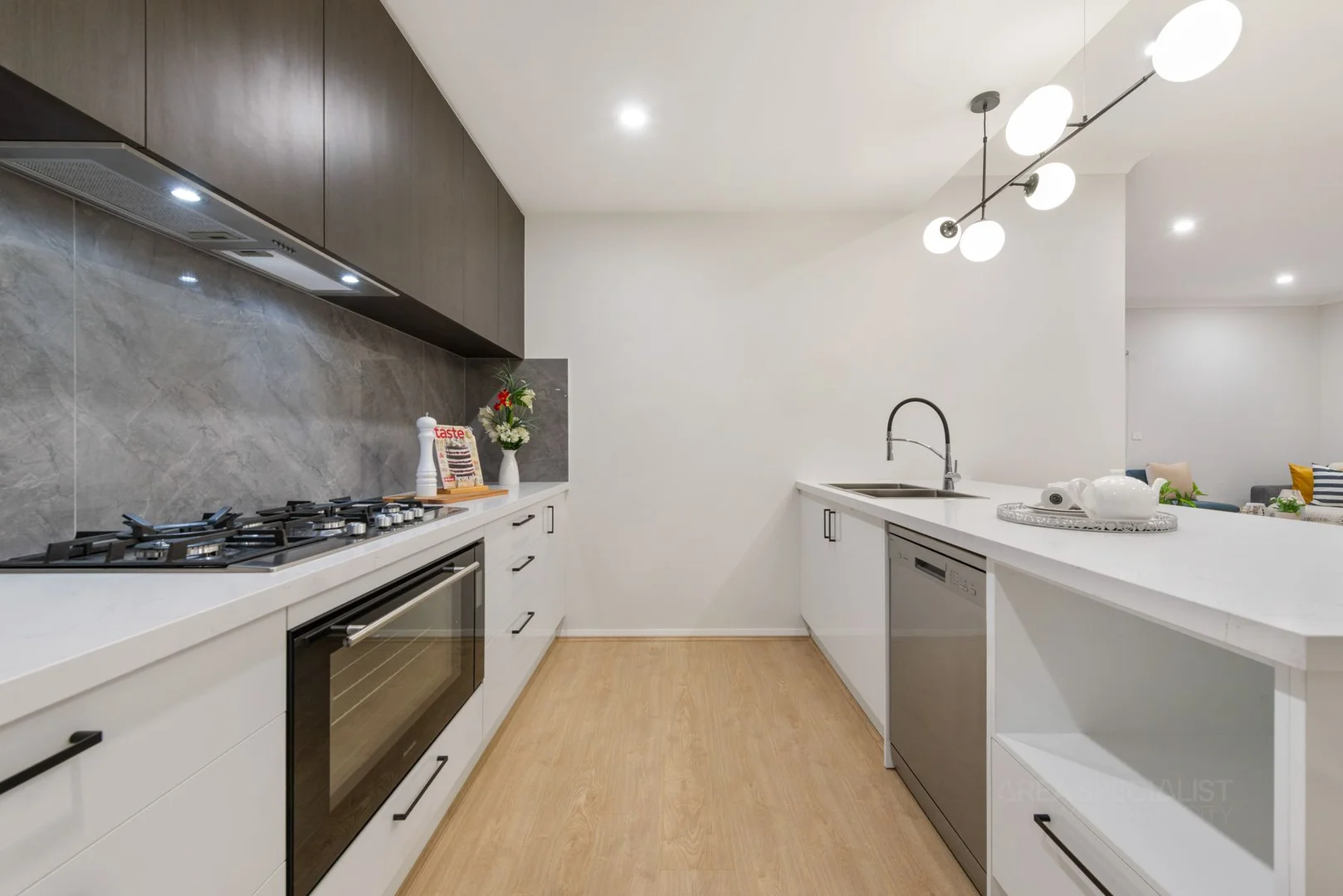 2 Libra Road, Weir Views VIC 3338 photo 3