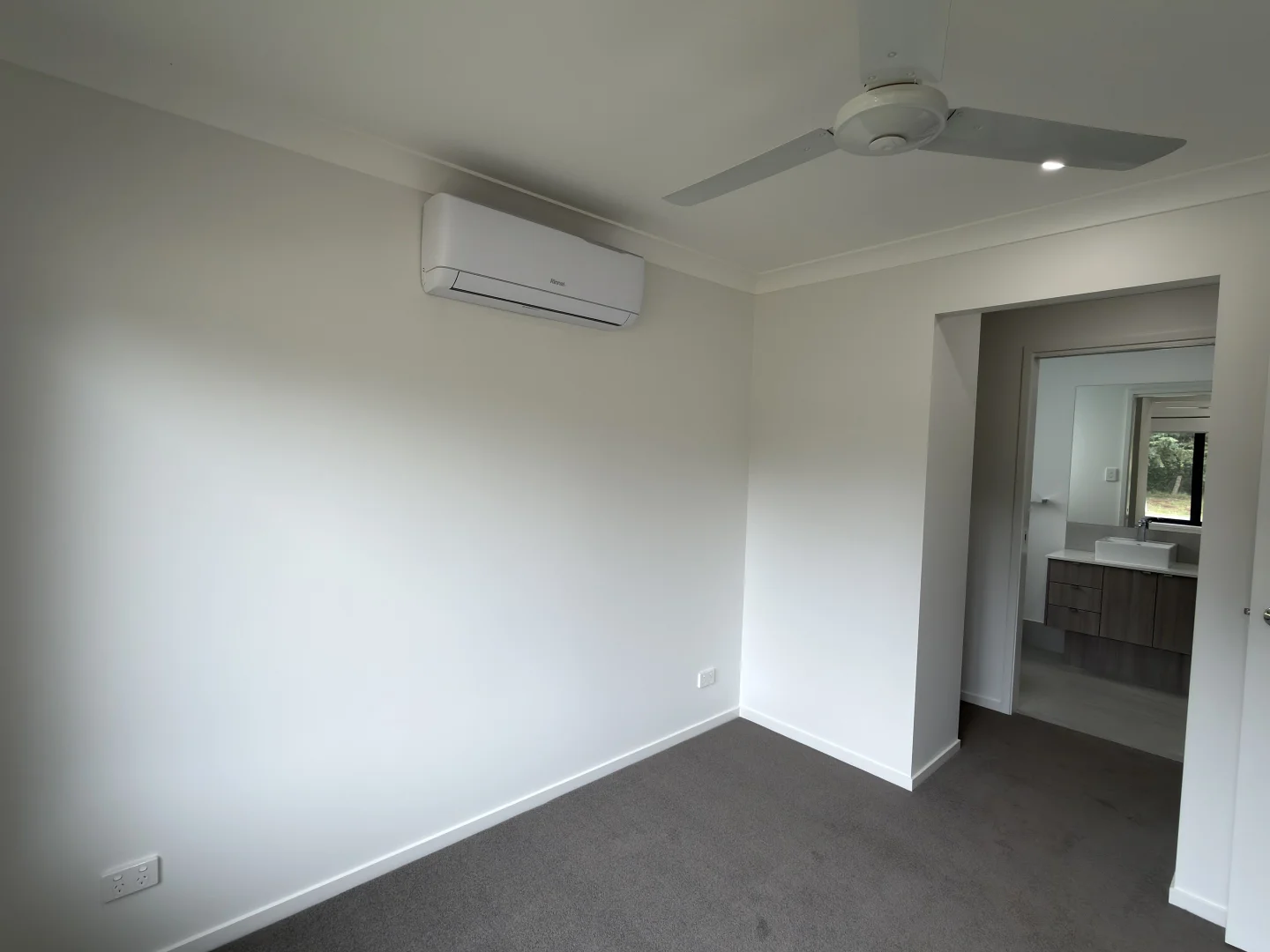 Additional image 5 of 560A West Street, Kearneys Spring QLD 4350