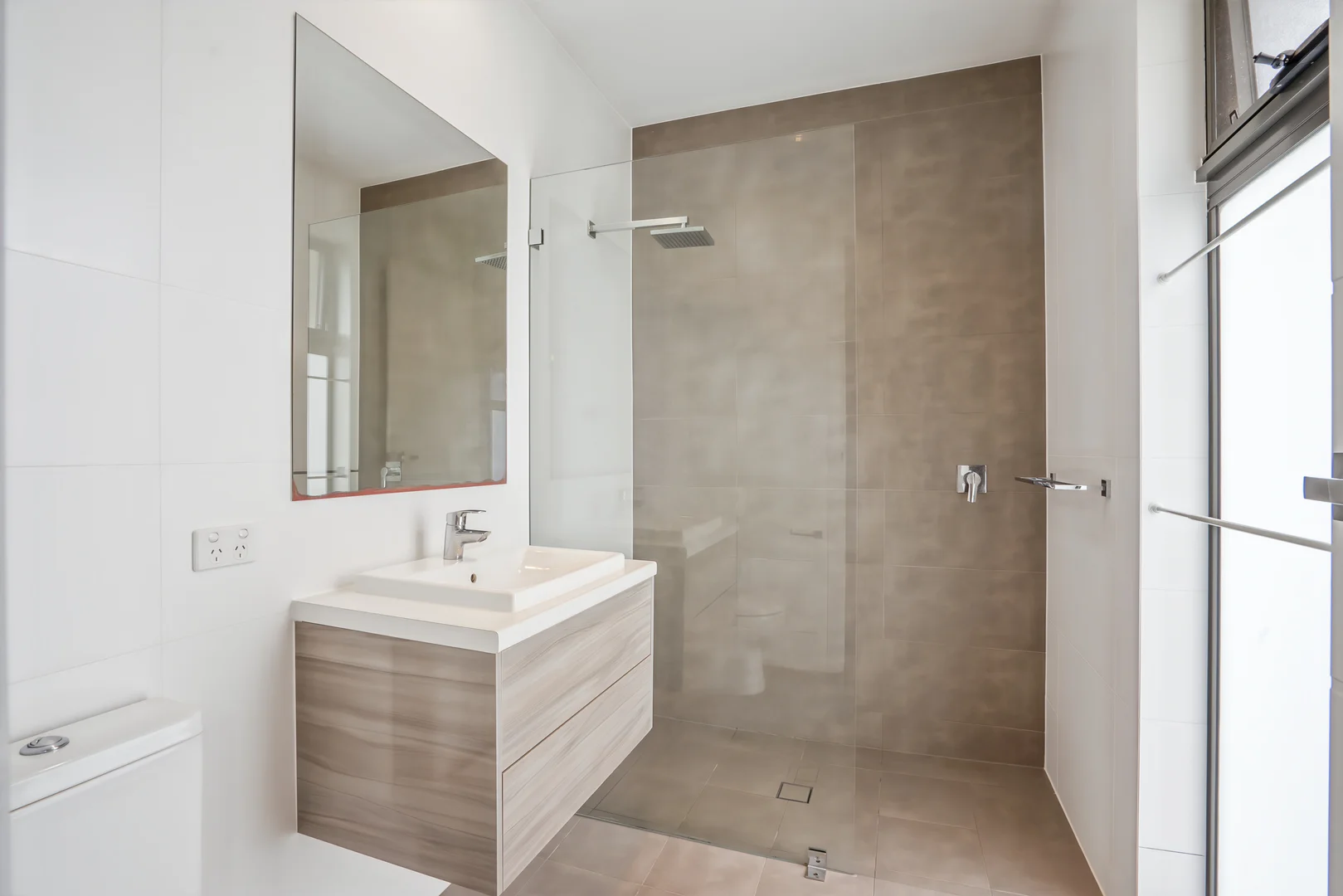 Additional image 3 of 9 Almond Avenue, Dernancourt SA 5075