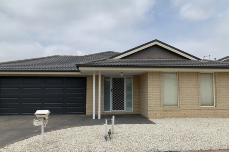 4 Hawkstone Road, Wyndham Vale VIC 3024