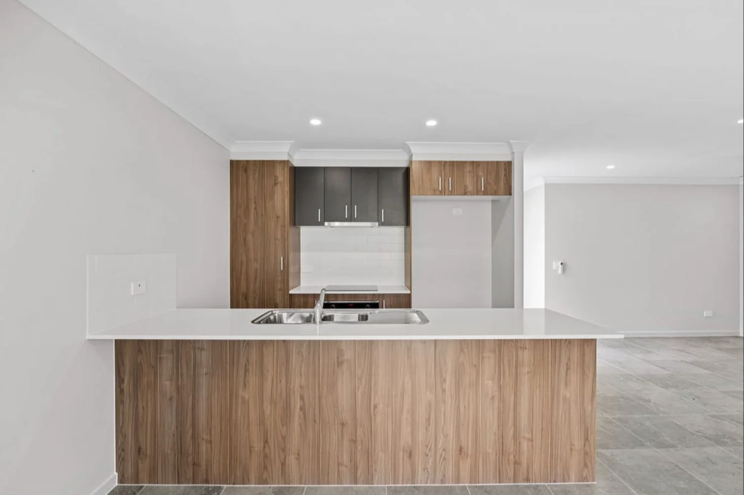 80 Diamond Drive, Yarrabilba QLD 4207 photo 2