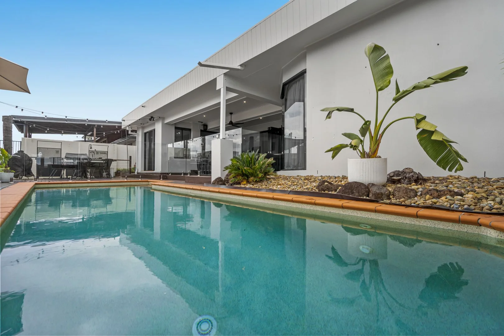 Additional image 9 of 35 Poinciana Boulevard, Broadbeach Waters QLD 4218