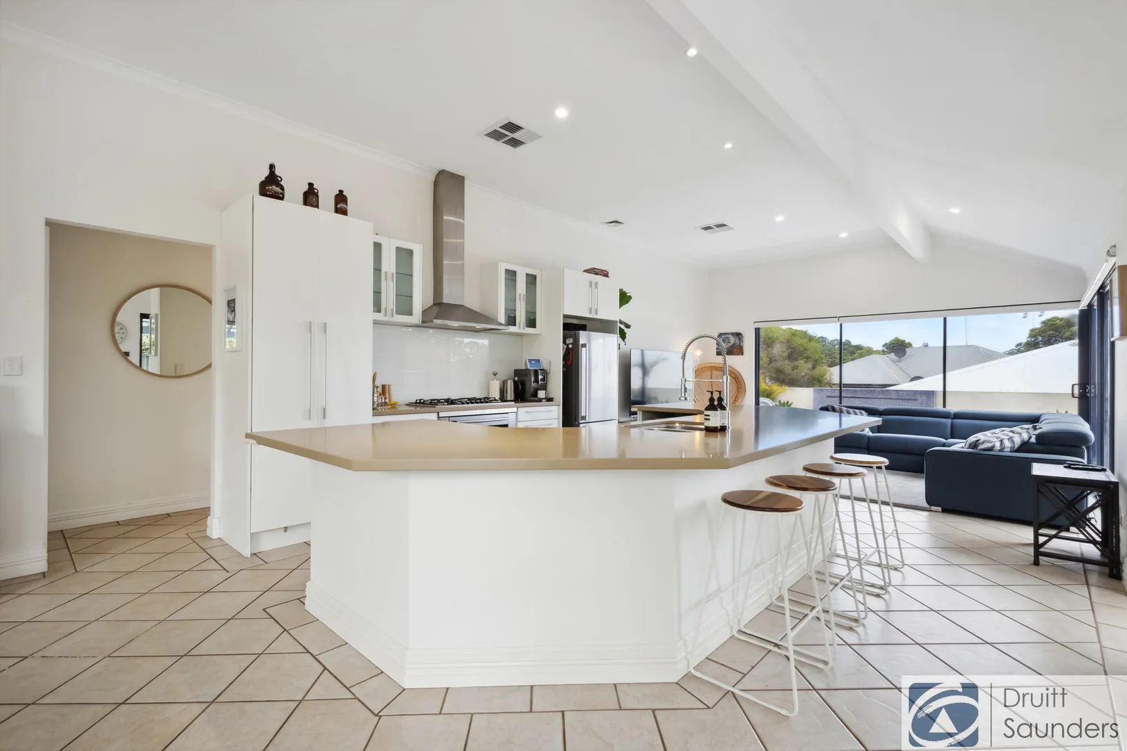 Additional image 4 of 79 Weaponess Road, Scarborough WA 6019