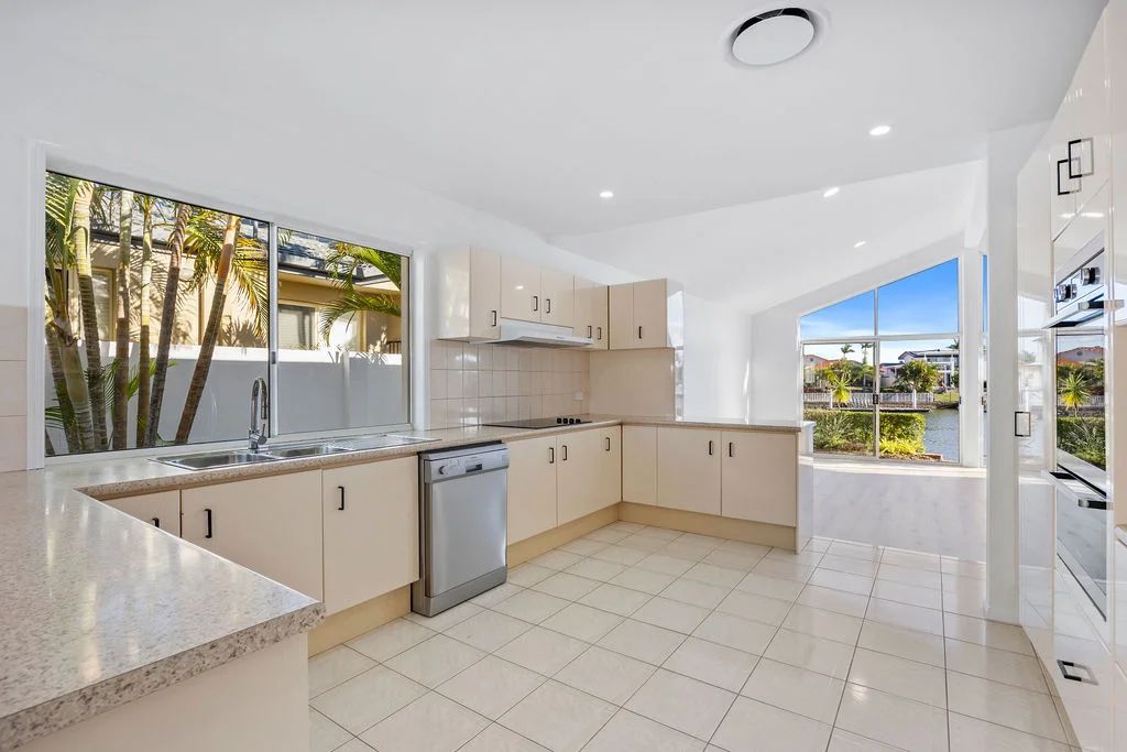 Additional image 13 of 3 The Yardarm, Runaway Bay QLD 4216