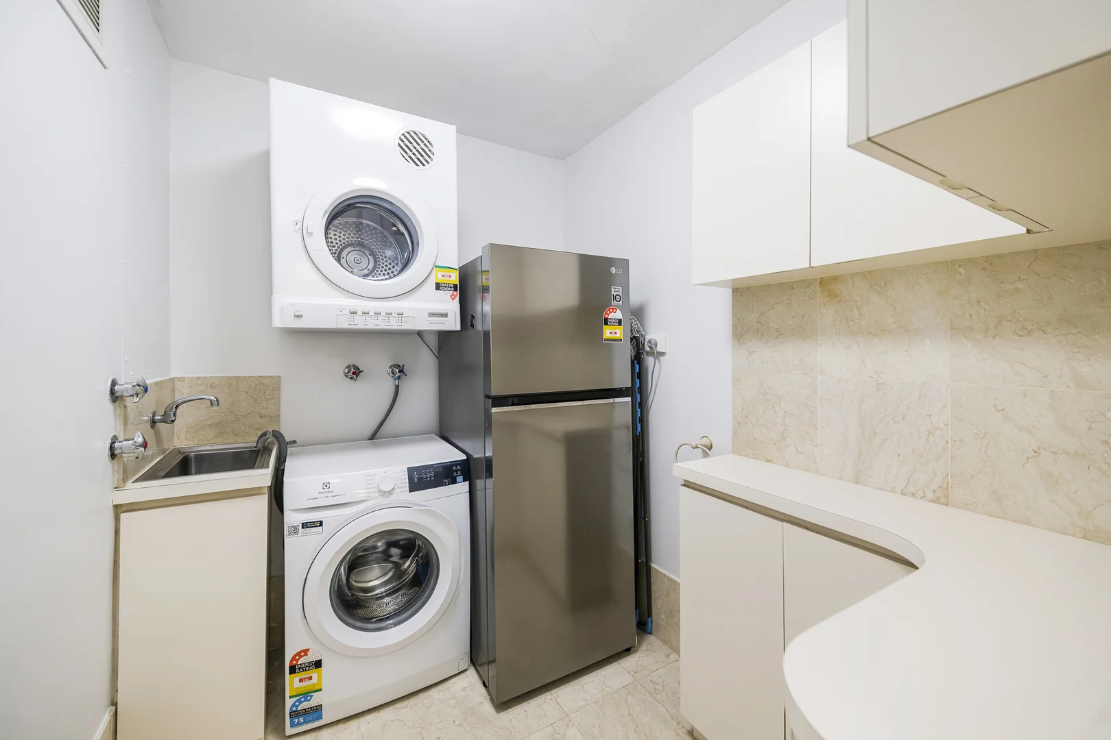 Additional image 11 of 8D/25 Victoria Avenue, Claremont WA 6010