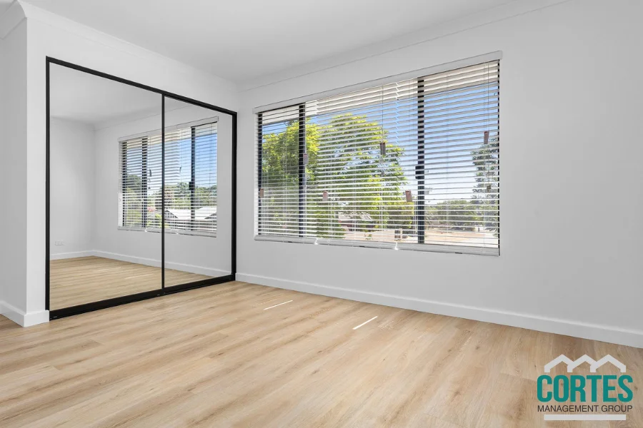 Room 4/62 Agincourt Dr, Forrestfield WA 6058