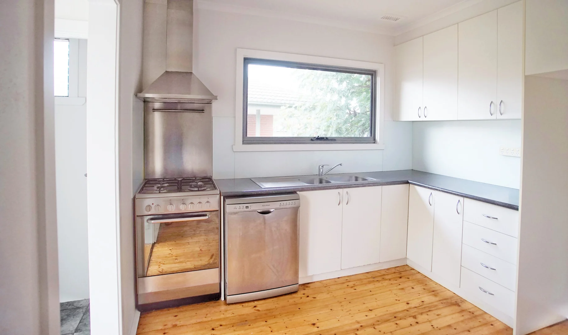 Additional image 3 of 3 Mawarra Crescent, Chadstone VIC 3148