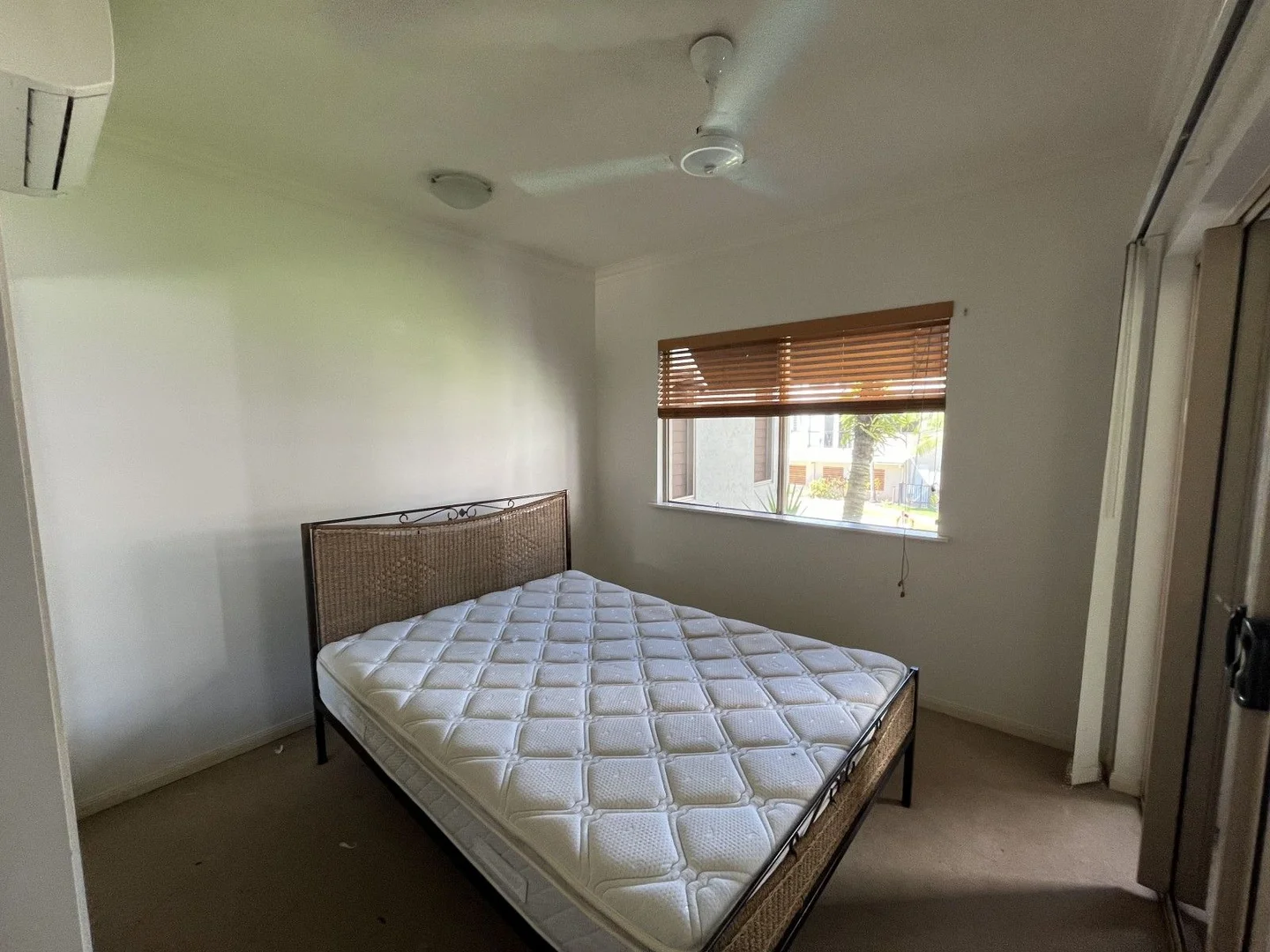 Additional image 9 of ID:21172321/29-33 Springfield Crescent, Manoora QLD 4870