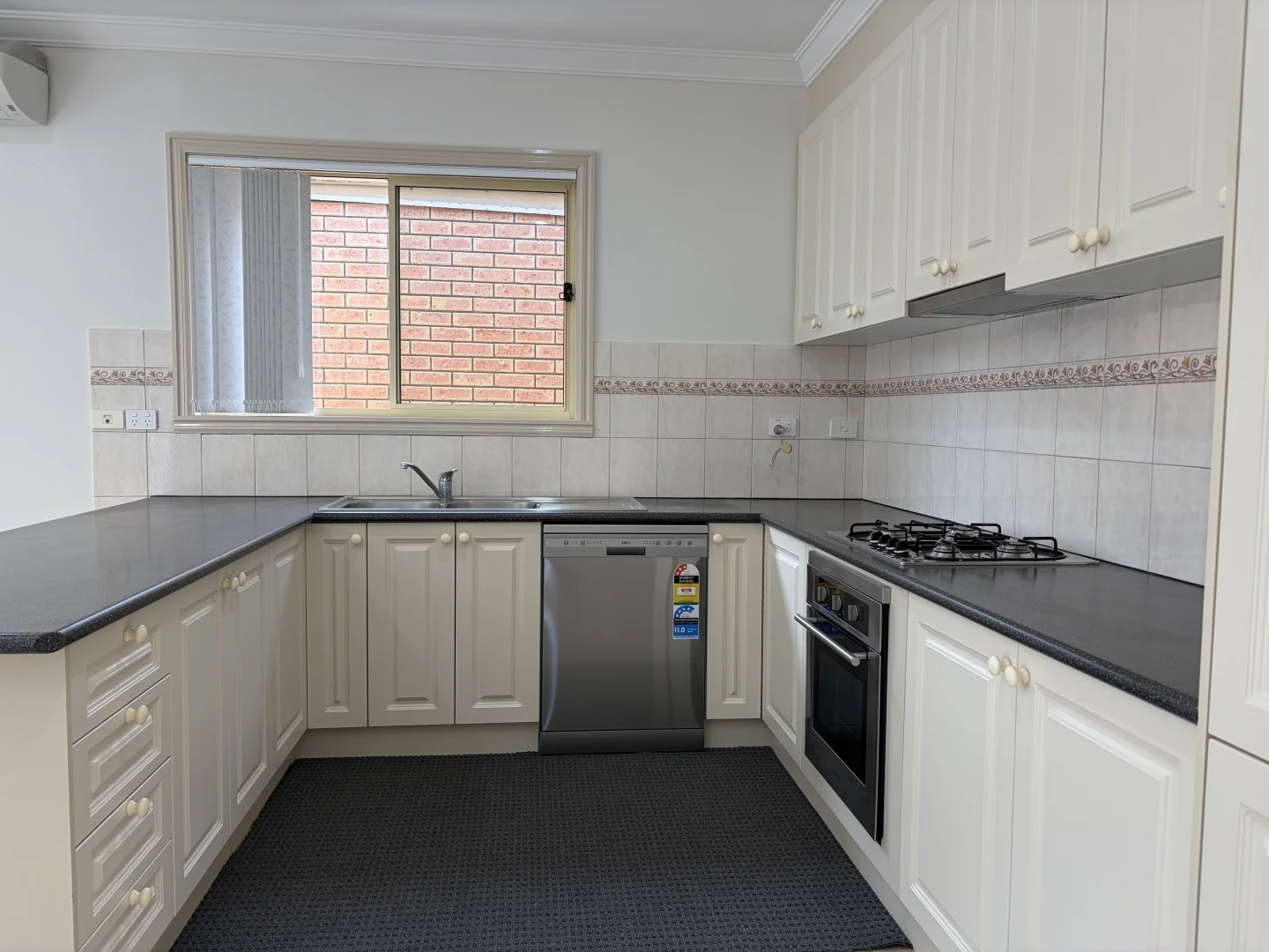 Additional image 2 of 3/14 Newton Crescent, Lalor VIC 3075