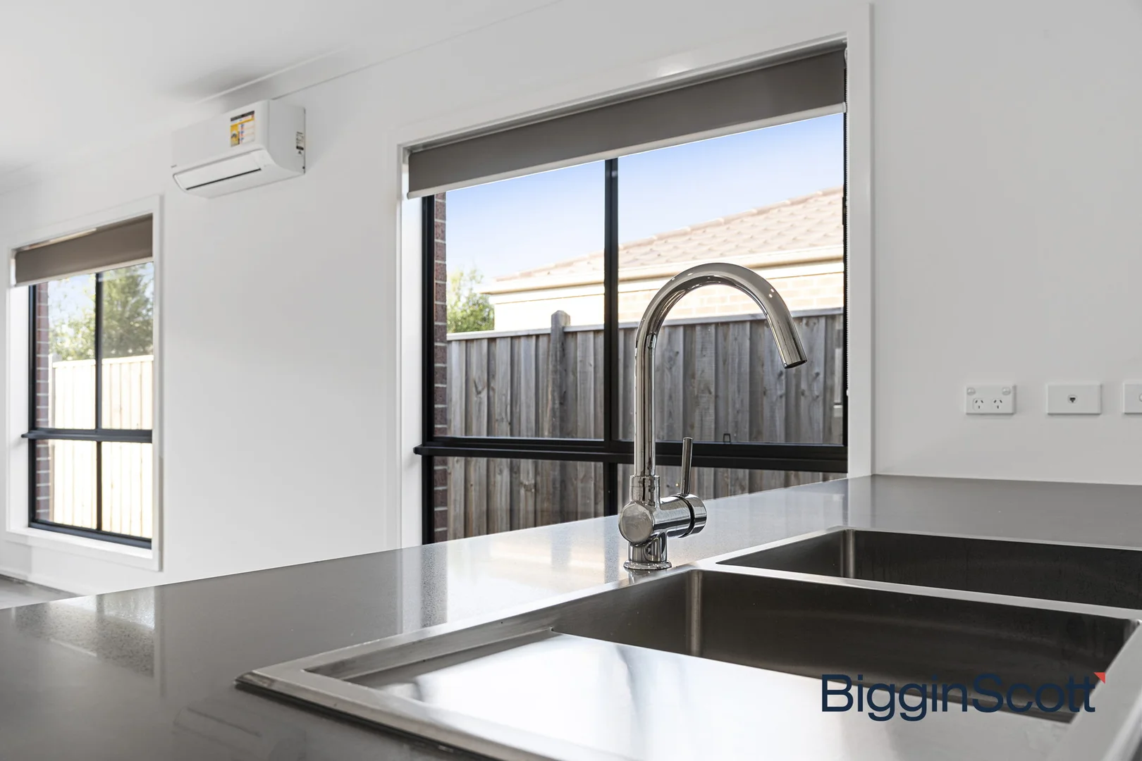 Additional image 13 of 5 Edgware Street, Thornhill Park VIC 3335