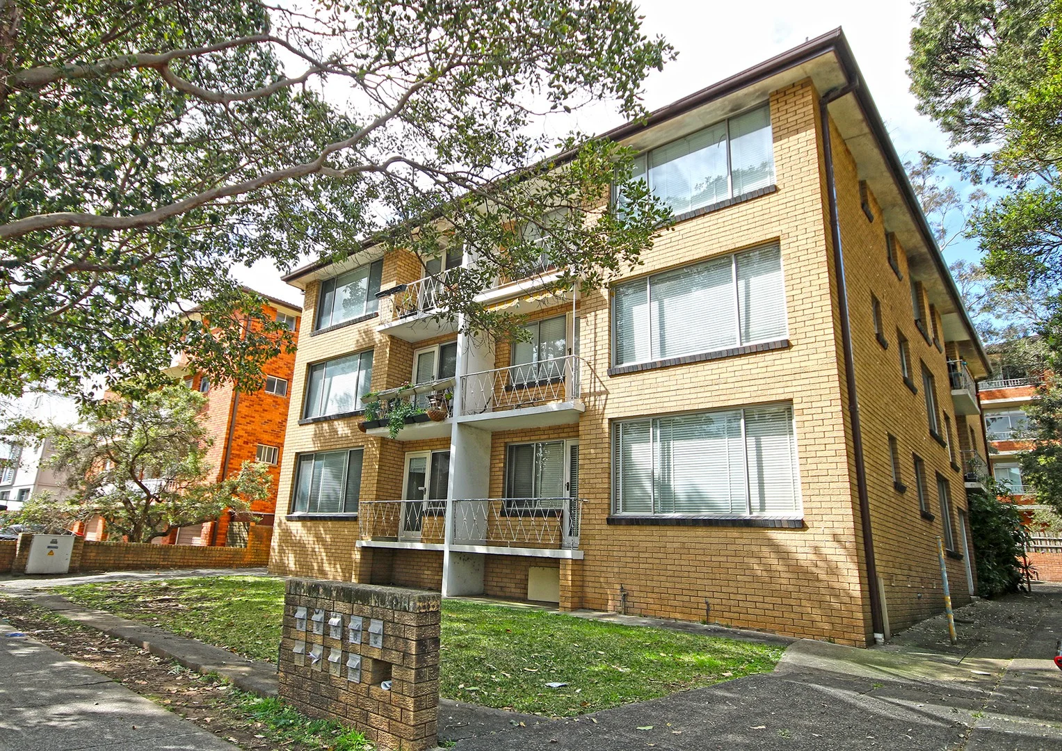 1/7 Martin Place, Mortdale NSW 2223