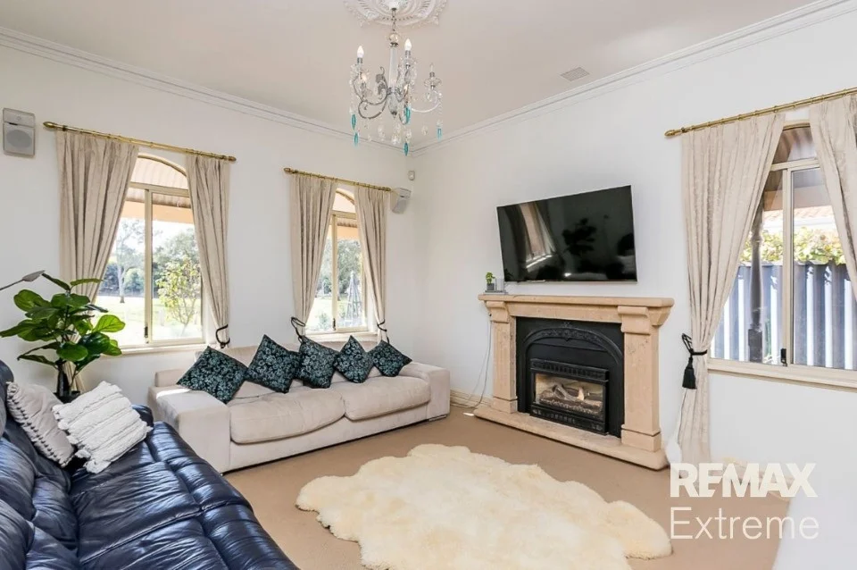 18 Discovery Circuit, Iluka WA 6028 photo 4