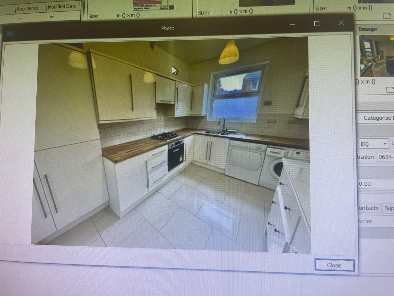 3 Bed Flat, Alfreton Road, NG7, N1 7GU