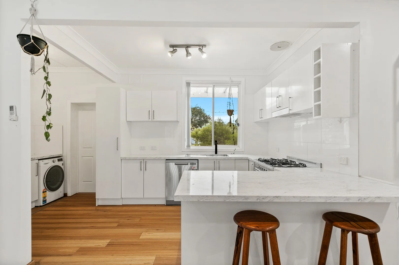 11 Norfolk Street, Berkeley NSW 2506