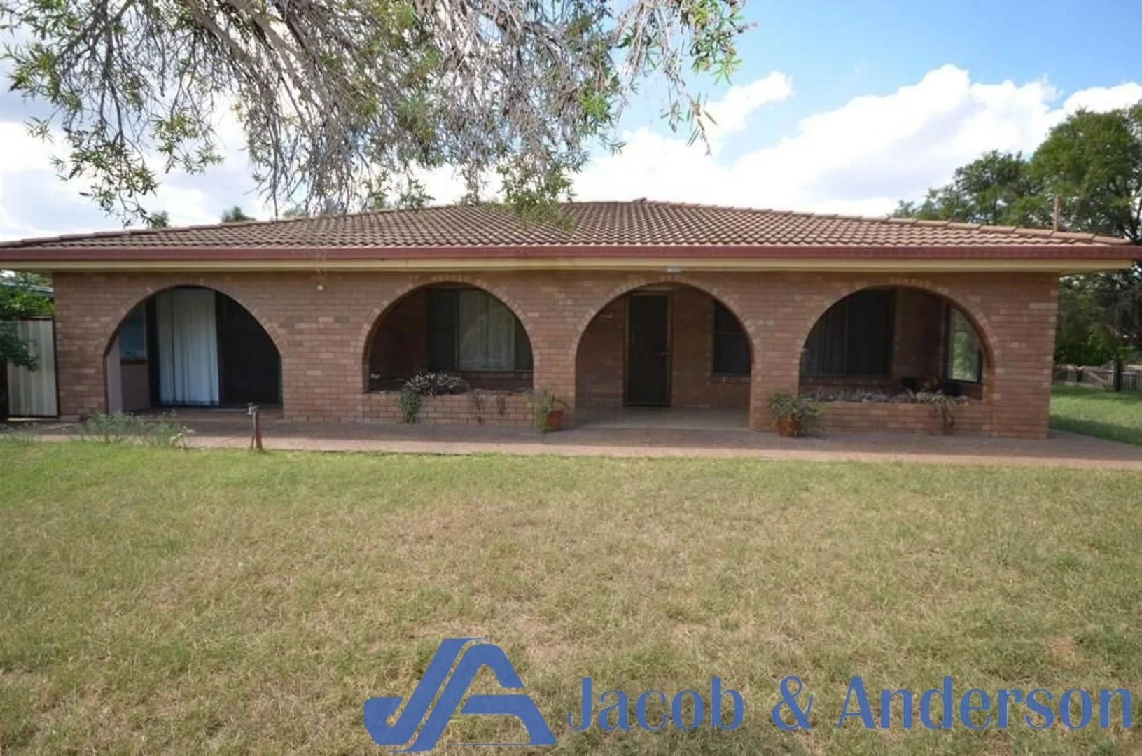 20 Burton Street, Boggabri NSW 2382